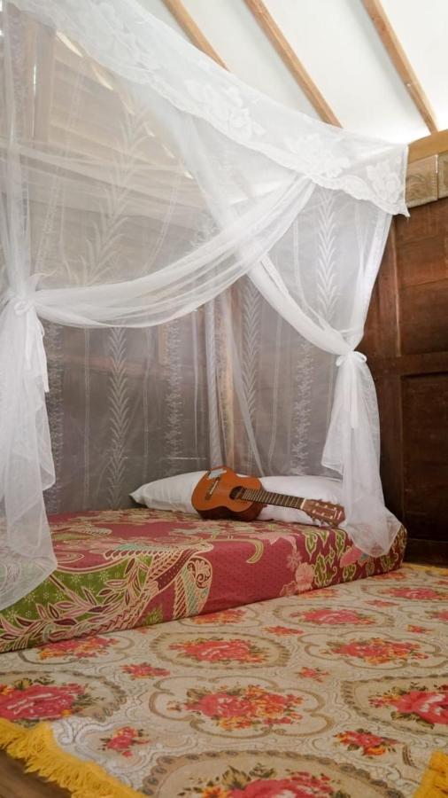 Apartamento Vh Surf Camp Pacitan Exterior foto